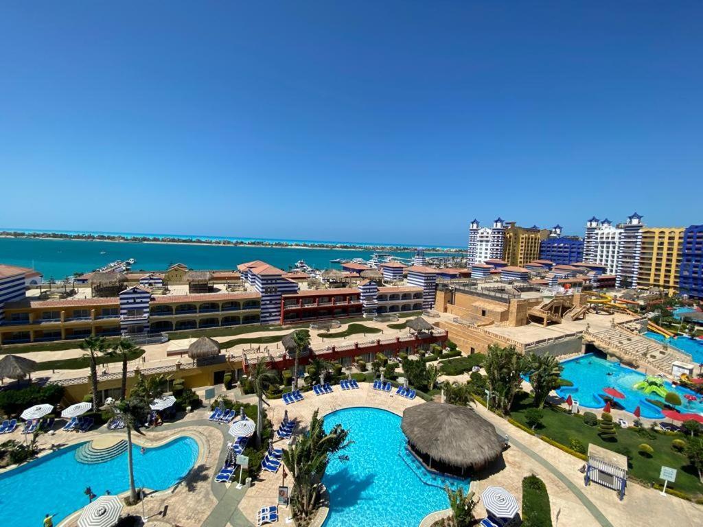 Porto Marina Resort Chalets Families Only Ел Аламейн Екстериор снимка