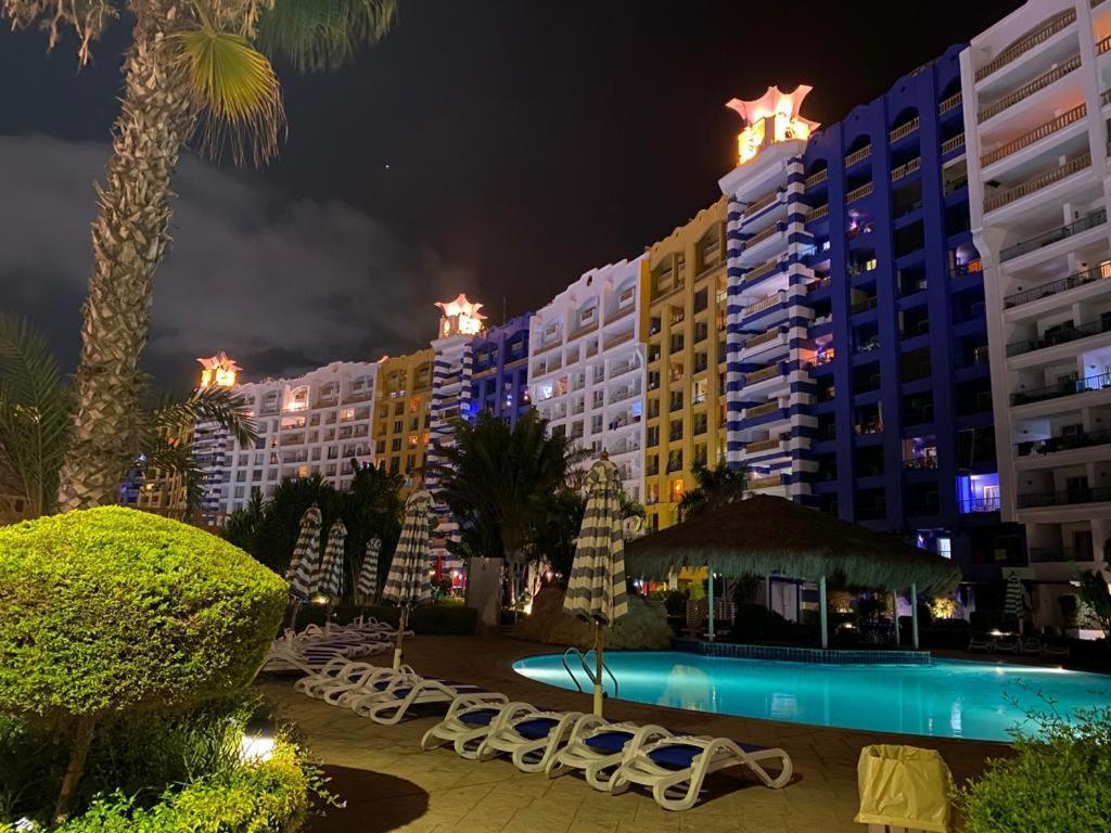 Porto Marina Resort Chalets Families Only Ел Аламейн Екстериор снимка